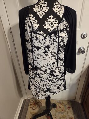 Lane Bryant Black and White Printed Mini Dress with Black Sleeves